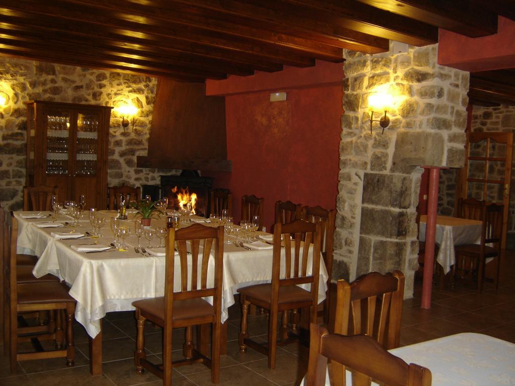 Hostal Casa Laure Y Mª Jose Arens de Lledo ภายนอก รูปภาพ
