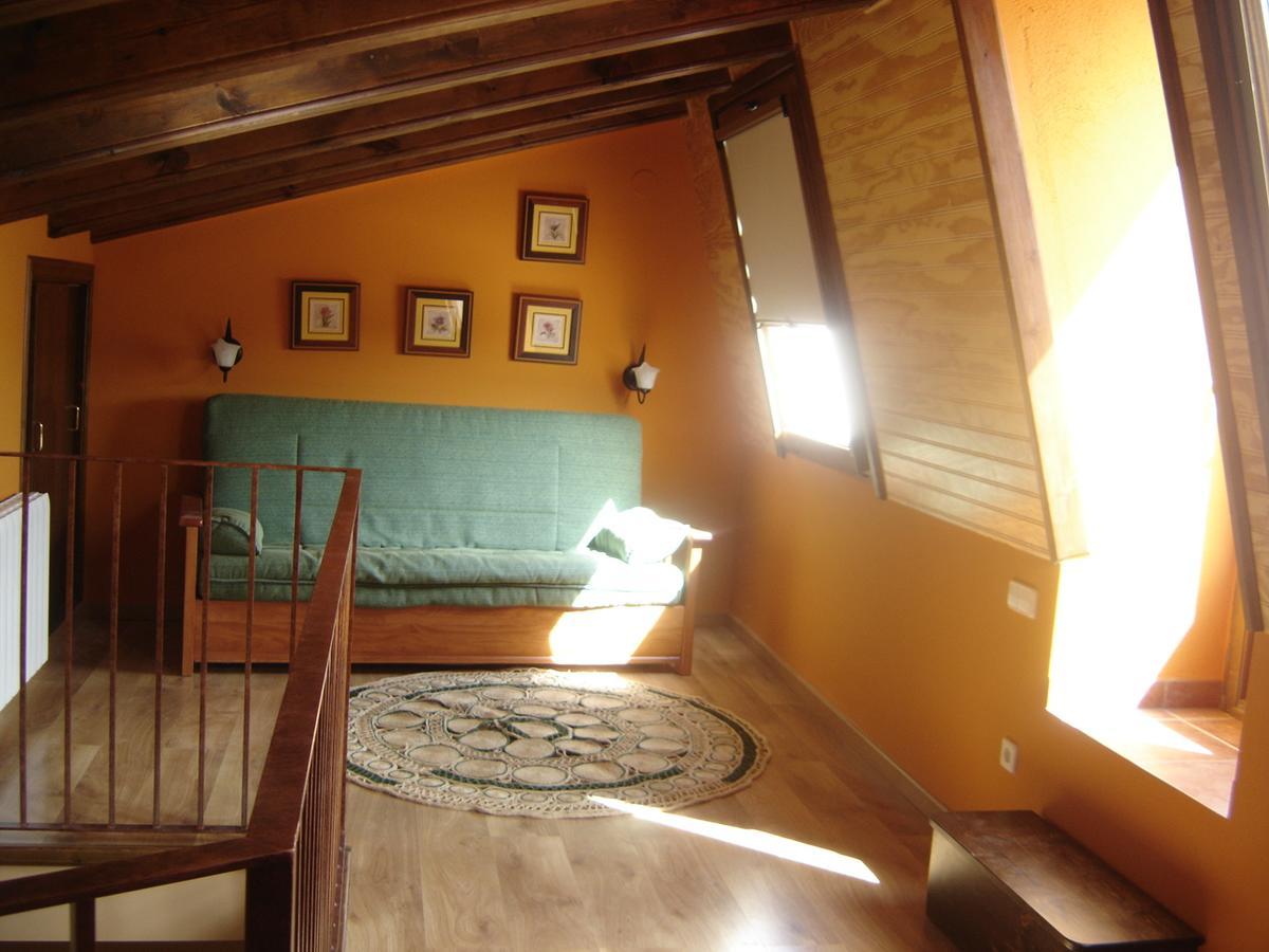 Hostal Casa Laure Y Mª Jose Arens de Lledo ภายนอก รูปภาพ